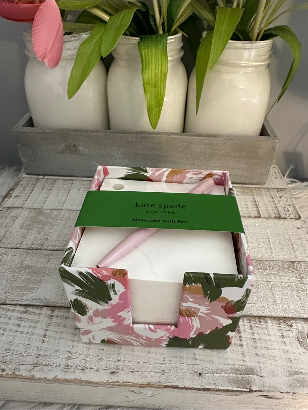 Nwt Kate spade notecube with pen